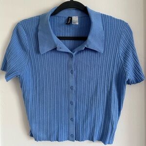 H&M blue collared ribbed top